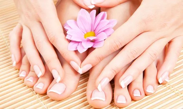 Manicure & pedicure