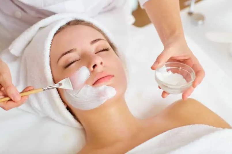 Pulizia viso + radiofrequenza viso